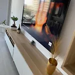 Van Studio * Năvodari