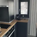 Apartment Van Studio *