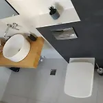 Van Studio Apartment