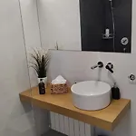 Van Studio